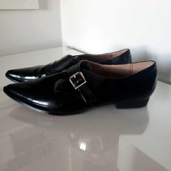 Forever 21 Patent Pointed Retro Shoes Silver Buckle Pointed Toes Comfortable W-9 - Picture 1 of 8